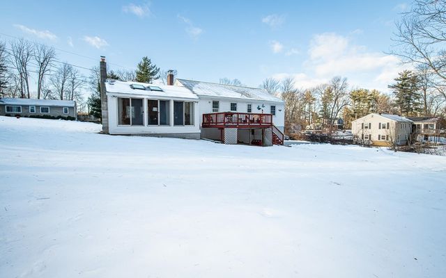 5 Sequoia Lane, Plaistow, NH 03865