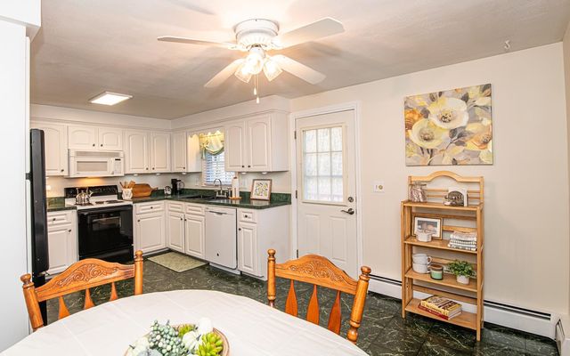 5 Sequoia Lane, Plaistow, NH 03865