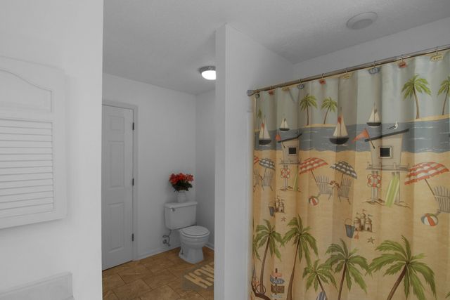 104 Excaliber Place, North Charleston, SC 29418