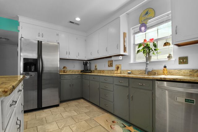 104 Excaliber Place, North Charleston, SC 29418