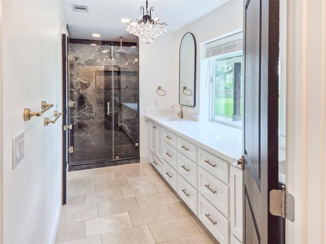 253 County Road 840, Angleton, TX 77515