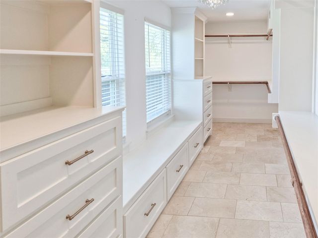 253 County Road 840, Angleton, TX 77515