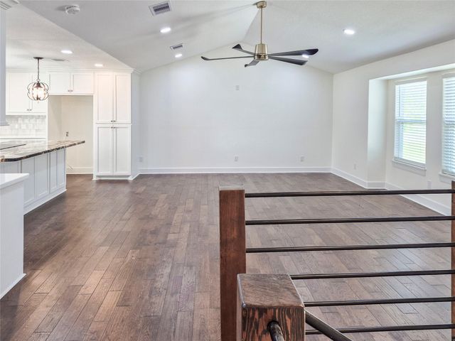 253 County Road 840, Angleton, TX 77515