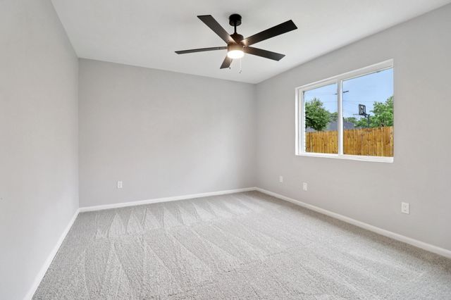 3818 Wenatche Drive, Dallas, TX 75233