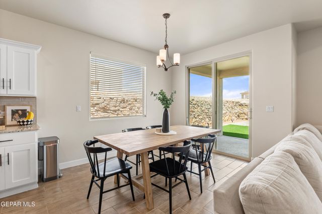 828 PASEO SOLAR Drive, El Paso, TX 79928