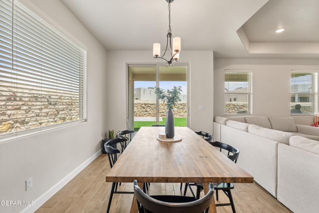 828 PASEO SOLAR Drive, El Paso, TX 79928