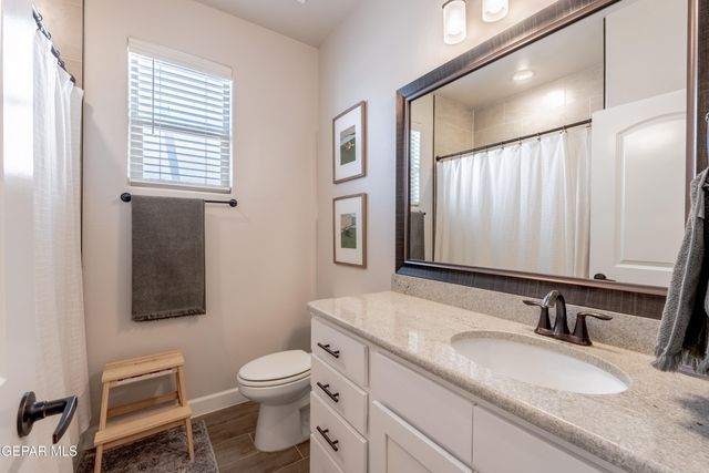 828 PASEO SOLAR Drive, El Paso, TX 79928