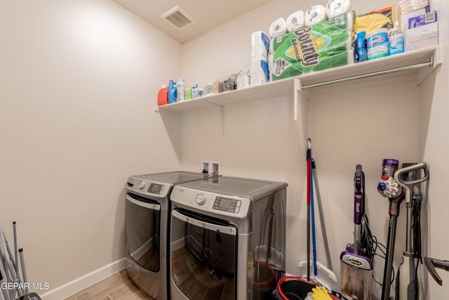 828 PASEO SOLAR Drive, El Paso, TX 79928