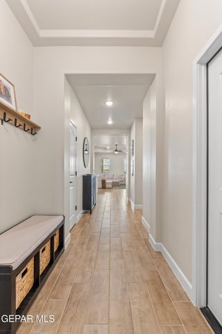 828 PASEO SOLAR Drive, El Paso, TX 79928
