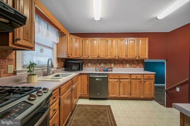 325 FIDDLERS GRN, Dover, DE 19904