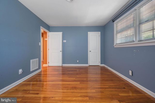 325 FIDDLERS GRN, Dover, DE 19904