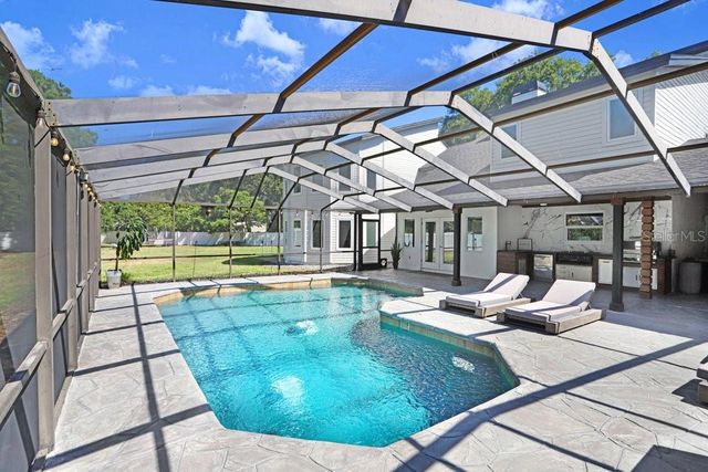 15306 LAKE MAURINE DRIVE, Odessa, FL 33556