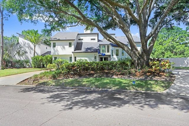 15306 LAKE MAURINE DRIVE, Odessa, FL 33556