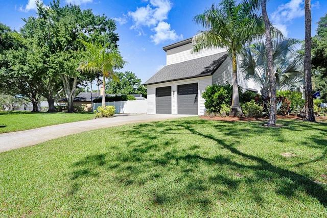 15306 LAKE MAURINE DRIVE, Odessa, FL 33556
