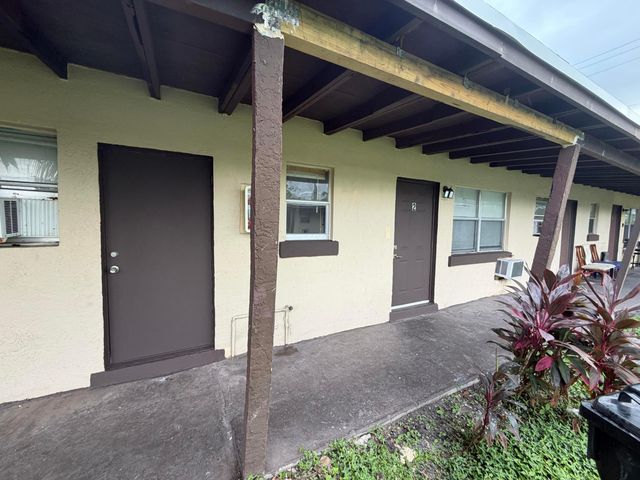 711 NW 4TH Avenue 2, Fort Lauderdale, FL 33311