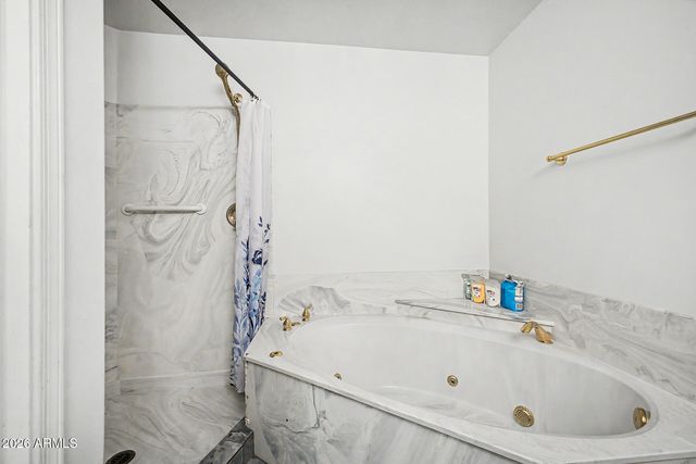 6022 N 5TH Place, Phoenix, AZ 85012
