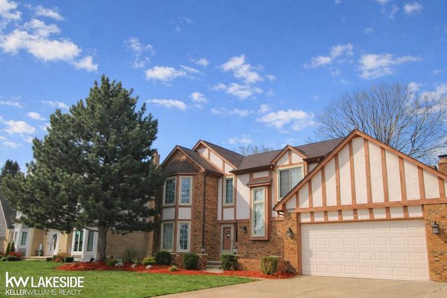 2349 Hidden Trail Drive, Sterling Heights, MI 48314