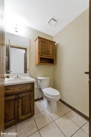 2349 Hidden Trail Drive, Sterling Heights, MI 48314
