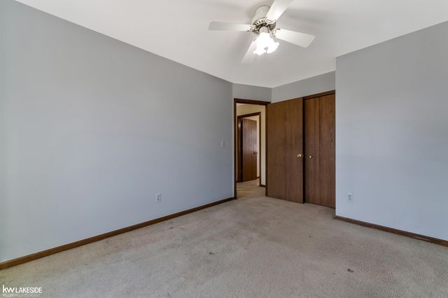 2349 Hidden Trail Drive, Sterling Heights, MI 48314