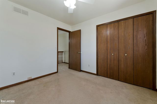 2349 Hidden Trail Drive, Sterling Heights, MI 48314