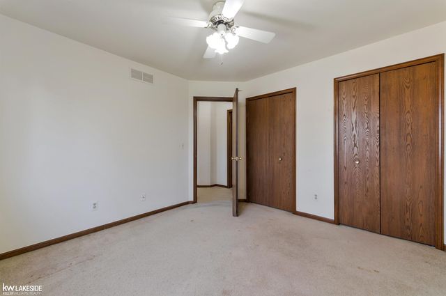 2349 Hidden Trail Drive, Sterling Heights, MI 48314