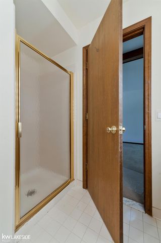 2349 Hidden Trail Drive, Sterling Heights, MI 48314