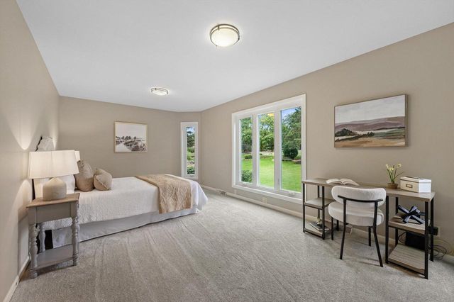 W163N7576 Tamarack TRAIL, Menomonee Falls, WI 53051