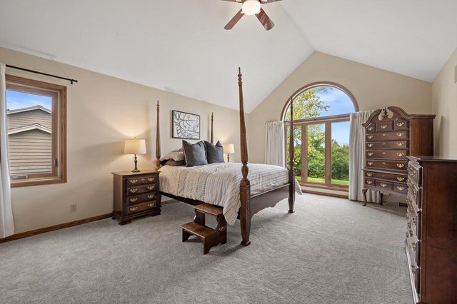 W163N7576 Tamarack TRAIL, Menomonee Falls, WI 53051