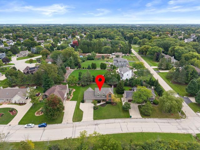 W163N7576 Tamarack TRAIL, Menomonee Falls, WI 53051
