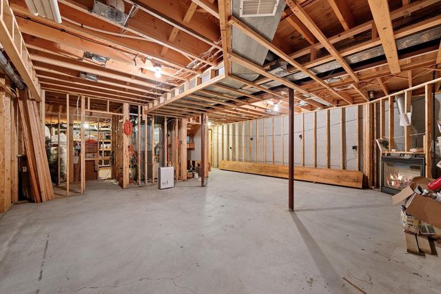 W163N7576 Tamarack TRAIL, Menomonee Falls, WI 53051