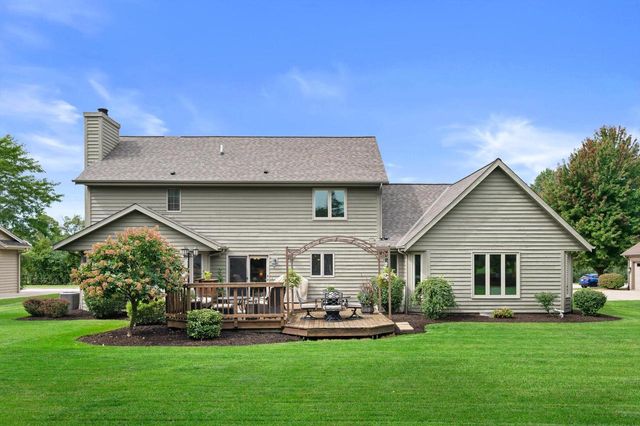 W163N7576 Tamarack TRAIL, Menomonee Falls, WI 53051
