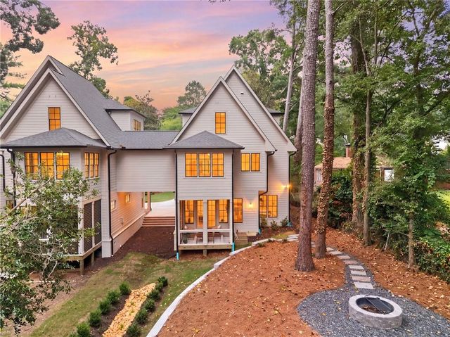 652 Timm Valley Road NE, Atlanta, GA 30305