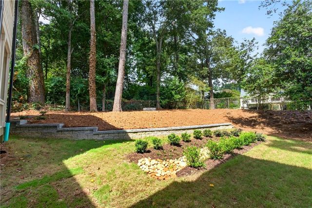 652 Timm Valley Road NE, Atlanta, GA 30305