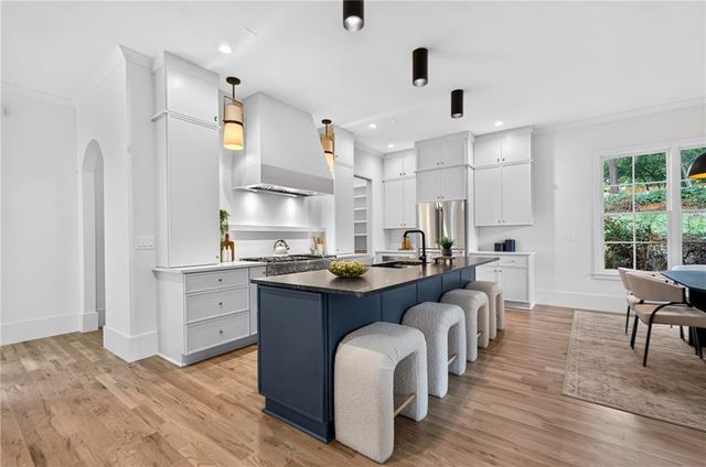652 Timm Valley Road NE, Atlanta, GA 30305