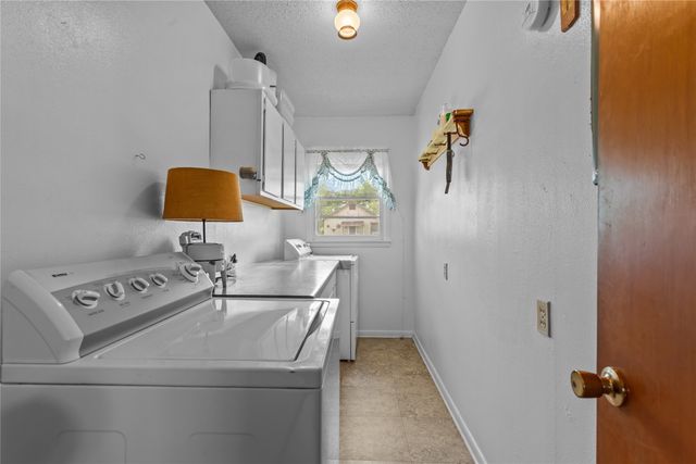 1403 W 5th Street, Clifton, TX 76634