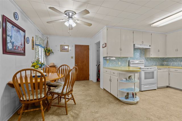 1403 W 5th Street, Clifton, TX 76634