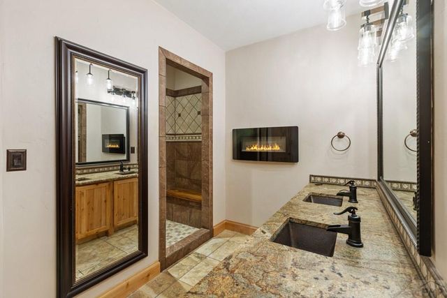 111 Blue Spruce Dr, Divide, CO 80814