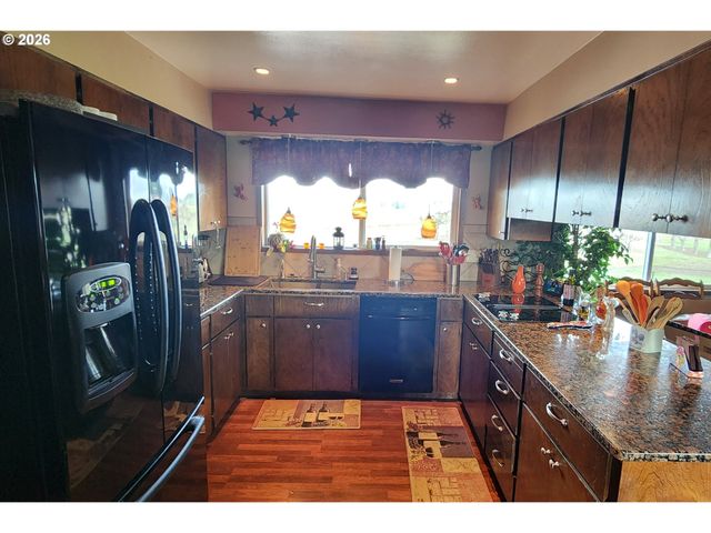 24730 Sw TILE FLAT Rd, Hillsboro, OR 97123