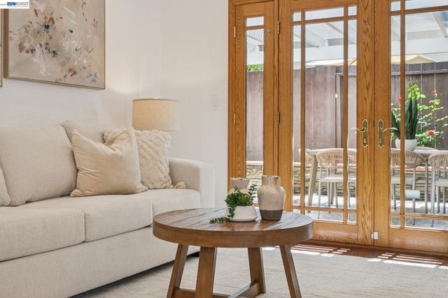 238 Delta Pl, Danville, CA 94526