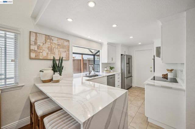 238 Delta Pl, Danville, CA 94526