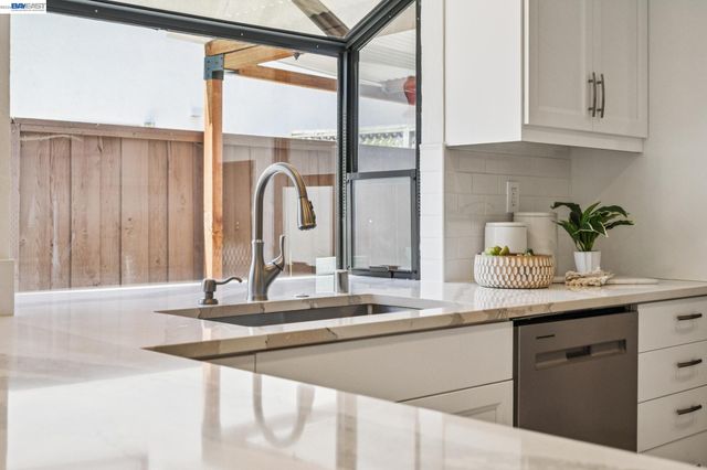 238 Delta Pl, Danville, CA 94526