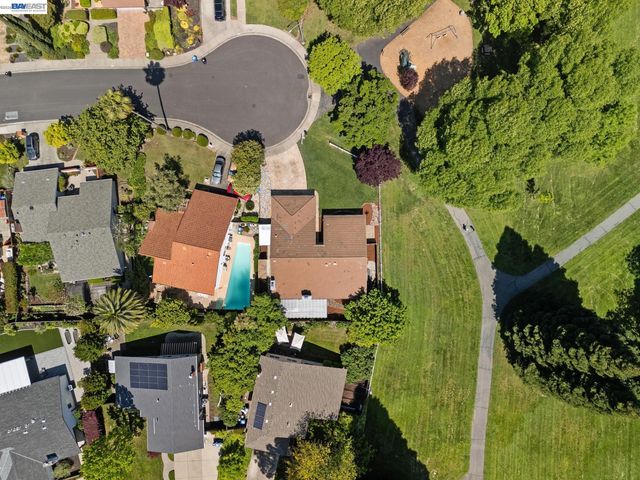 238 Delta Pl, Danville, CA 94526