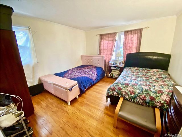 117 Blydenburg Avenue, Smithtown, NY 11787