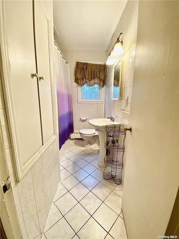 117 Blydenburg Avenue, Smithtown, NY 11787