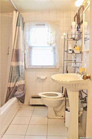 117 Blydenburg Avenue, Smithtown, NY 11787