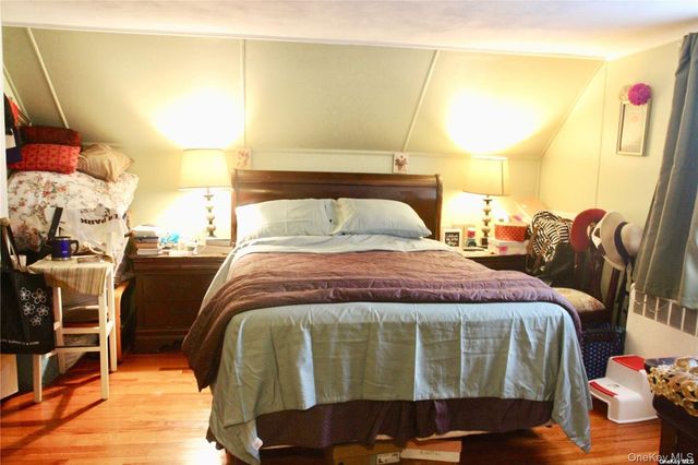 117 Blydenburg Avenue, Smithtown, NY 11787