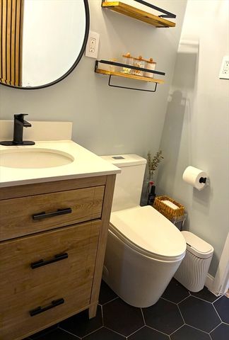 1105 Lexington Street 6-4, Waltham, MA 02452