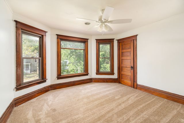 1110 5th Street, Mendota, IL 61342