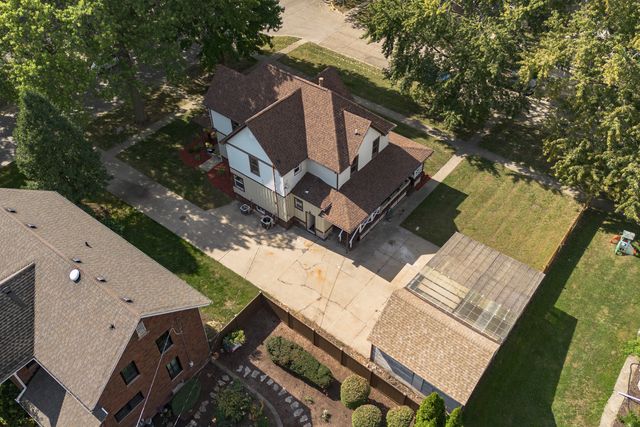 1110 5th Street, Mendota, IL 61342