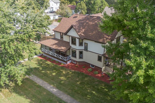 1110 5th Street, Mendota, IL 61342